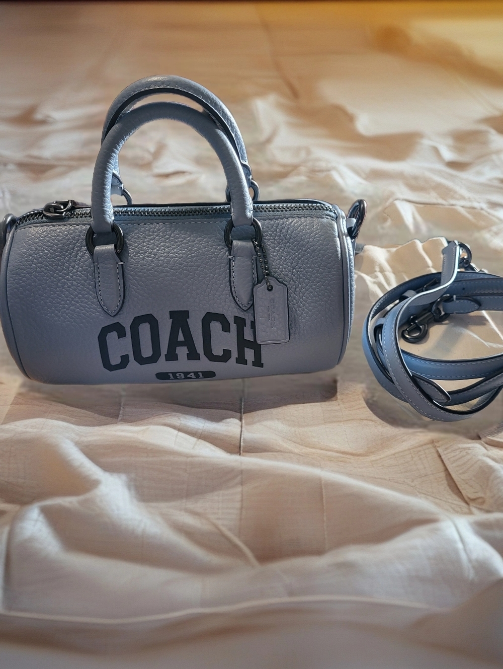 COACH Light Blue Pebbled Leather Mini Duffle with Logo. NwT .EUC - Picture 6 of 6